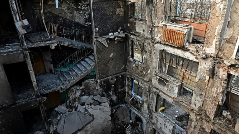 Un immeuble détruit par un bombardement, le 10 avril 2022 à Kharkiv, en Ukraine (Photo d'illustration)