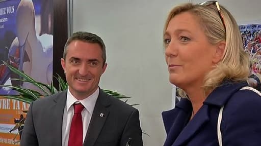 Stéphane Ravier, le candidat FN pour Marseille, et Marine Le Pen, vendredi.