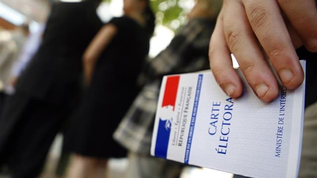 Quarante-six millions de Français sont de nouveau appelés aux urnes dimanche pour le premier tour d'un scrutin législatif lourd d'enjeux. Les sondages prédisent nénamoins un taux d'abstention record - jusqu'à 43% selon la dernière enquête de l'institut Ip