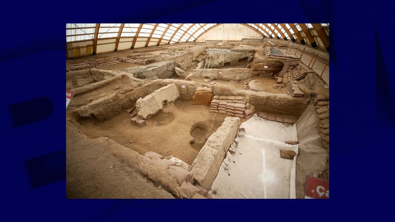 Un pain vieux de plus de 8.600 ans a été découvert en Turquie dans le site archéologique de Çatalhöyük, ici photographié.