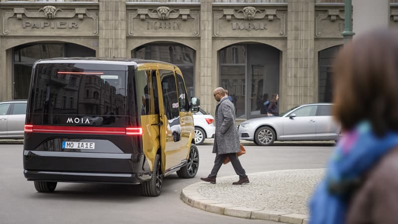 Dans un premier temps, les véhicules électriques fournis par Volkswagen à sa filiale Moia circuleront uniquement dans la ville allemande de Hambourg. 