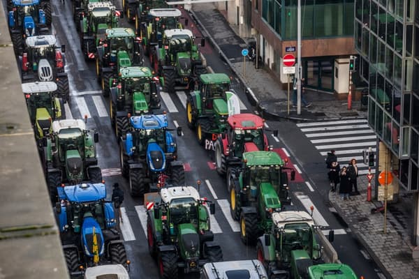 Des tracteurs dans les rues de Bruxelles, le 1er février 2024 