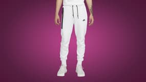 Qui aurait pu prévoir que ce jogging Nike soit à moitié prix pendant les soldes ?