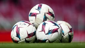 Des ballons de foot