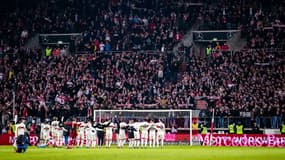 Les supporters de Stuttgart face à Gladbach, le 5 mars 2022.