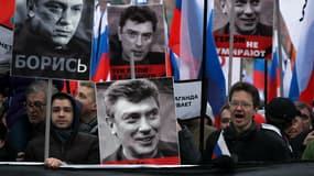 Des dizaines de milliers de personnes ont manifesté à Moscou après le meurtre de Boris Nemtsov.