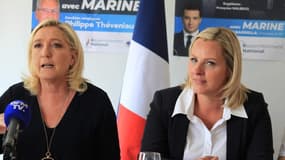 Marine Le Pen et Yael Menache lors d'une conférence de presse le 15 juin 2022