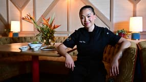 La cheffe Tue Nguyen, star de TikTok, dans son premier restaurant à Los Angeles.