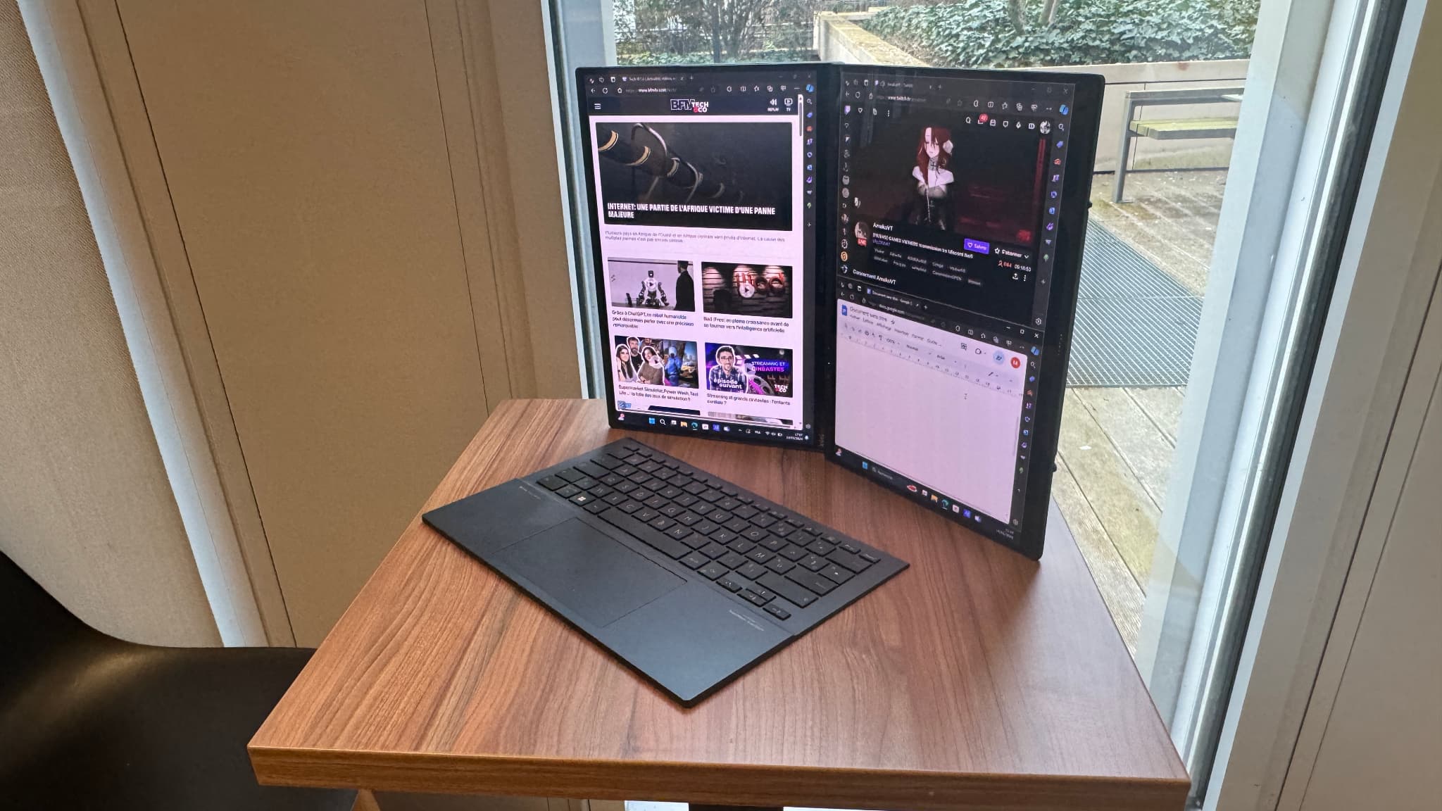 Asus Zenbook Duo 2024