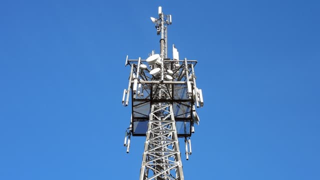 Bell Canada va investir un milliard de dollars canadiens sur cinq ans sur le réseau d'accès à internet à haute vitesse.