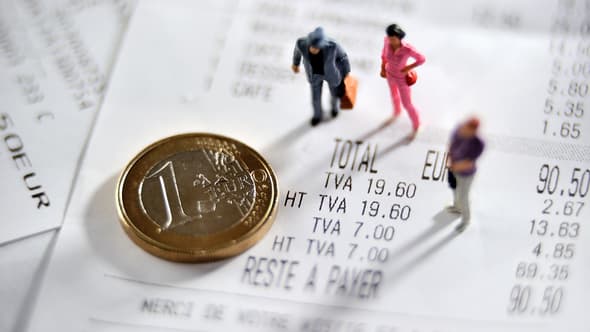 Sur chaque litre d'essence, 14 centimes d'euros sont payés en TVA. 