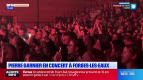 Face à une salle pleine, Pierre Garnier entame sa tournée à Forges-les-Eaux