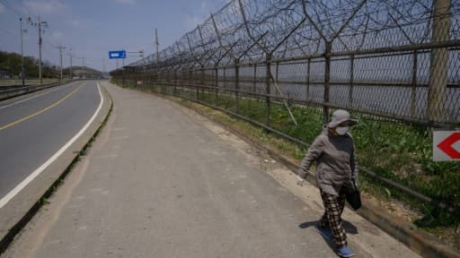 La Zone démilitarisée (DMZ) sépare les deux Corées, le 23 avril 2020 La Zone démilitarisée (DMZ) sépare les deux Corées, le 23 avril 2020