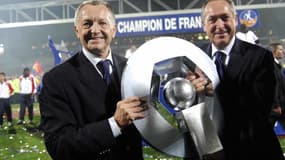 Jean-Michel Aulas et Gérard Houllier lors du titre de 2007