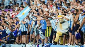 Des supporters de l'Argentine à la Coupe du monde 2022, à Doha le 30 novembre 2022