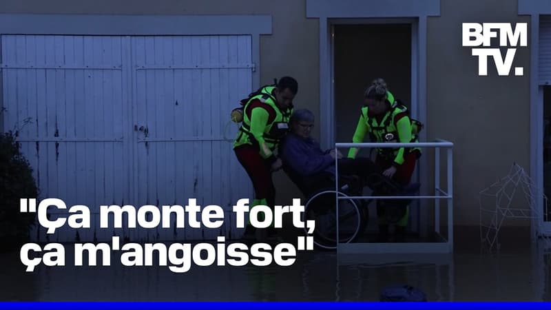 Les pompiers évacuent une personne handicapée, piégée par les inondations à Coulommiers