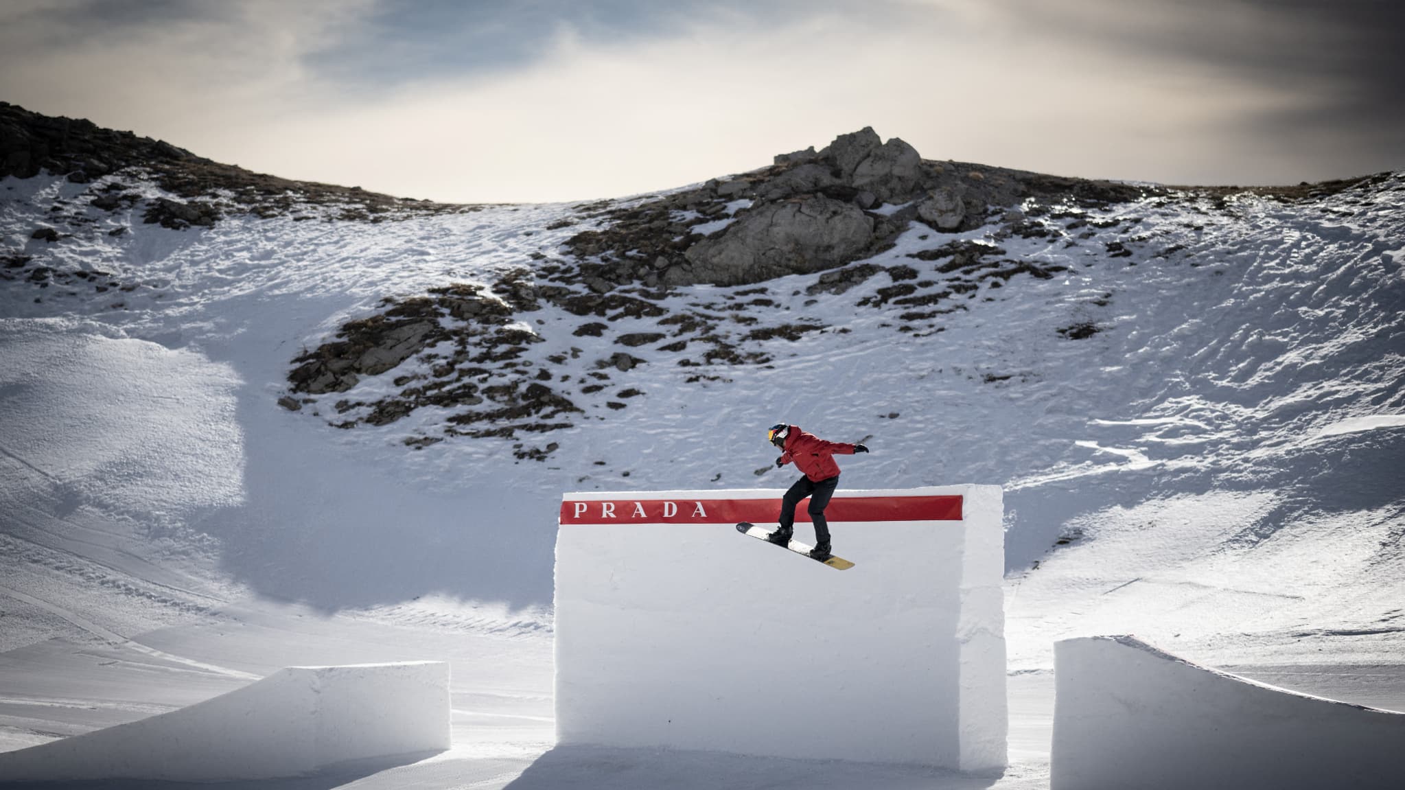 Le double champion olympique français de snowboard cross Pierre Vaultier, dans la station de ski de Serre-Chevalier, dans les Alpes françaises, le 3 février 2022. Le double champion olympique français de snowboard cross Pierre Vaultier, dans la station de ski de Serre-Chevalier, dans les Alpes françaises, le 3 février 2022.