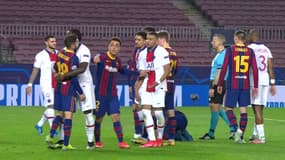 Jordi Alba face à Kylian Mbappé lors du match Barça-PSG, au Camp Nou le 16 février 2021