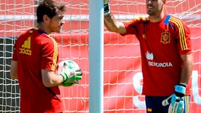 Iker Casillas et Victor Valdés