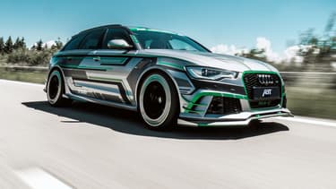 Les "sorciers" d'ABT Sportsline ont greffé un bloc électrique au 4.0 V8 biturbo de l'Audi RS6 Avant gonflé à 718 chevaux.