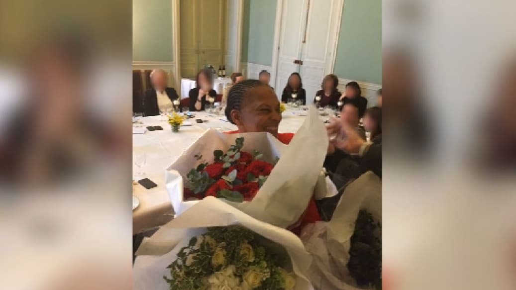 Des fleurs offertes à Christiane Taubira lors de ses adieux au ministère de la Justice.