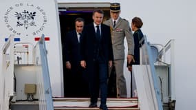 Le président de la République, Emmanuel Macron, à son arrivée au Liban le 17 janvier 2025