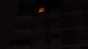 Incendie d'appartement (2/3) - Témoins BFMTV