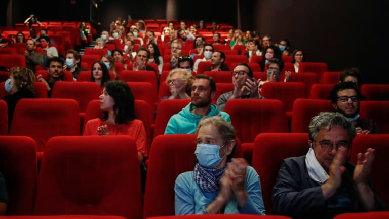 Des spectateurs au cinéma le 21 juin 2020 à Paris