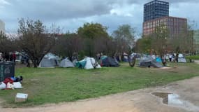 Le tribunal a ordonné l'évacuation du campement du parc de la Place de l'Etoile.