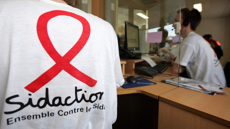 Le Sidaction alerte sur la "montée spectaculaire" des discours masculinistes et leur danger sur la sexualité des jeunes