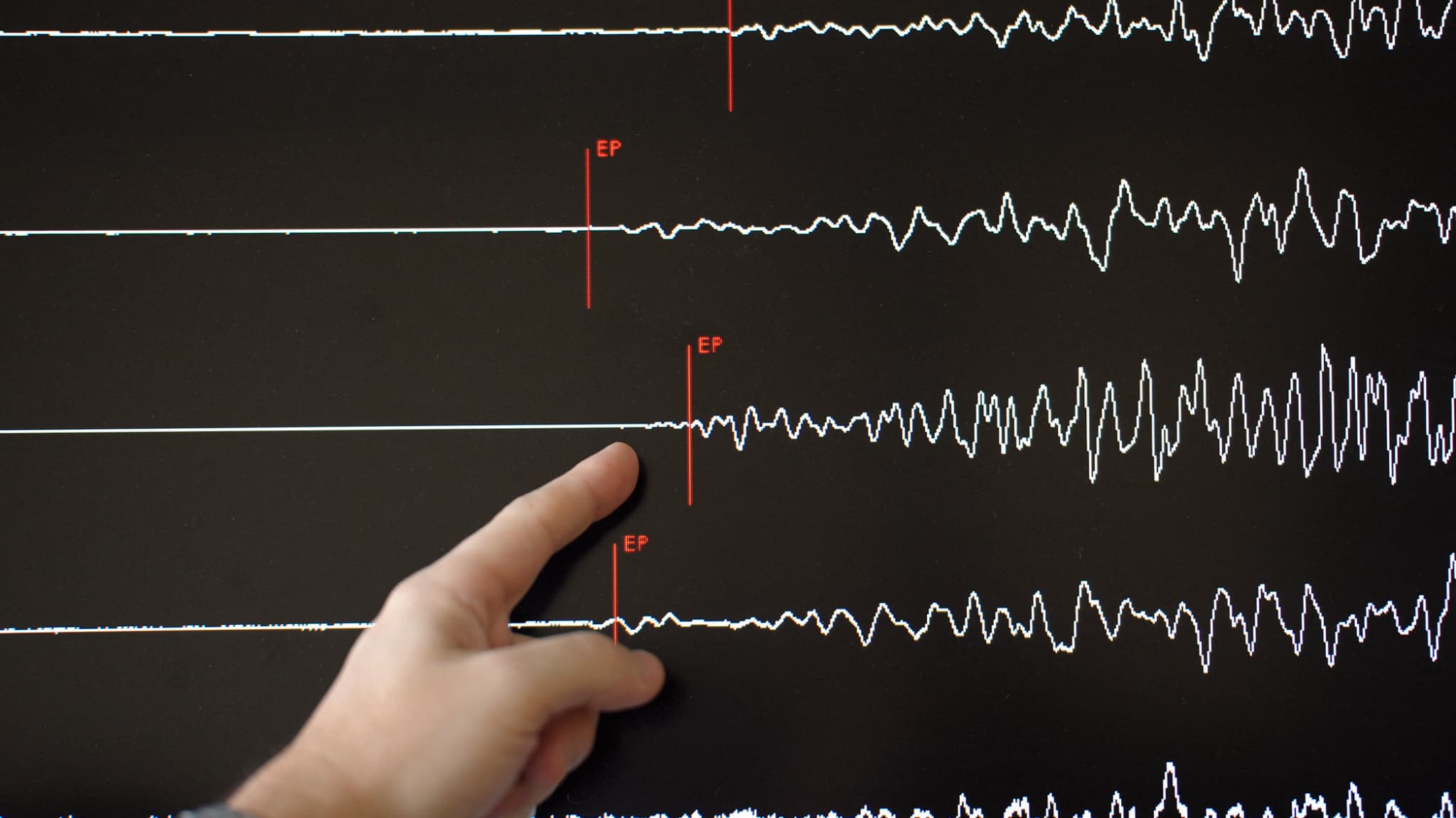 Magnitude 6 earthquake hits eastern Japan