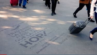 Le gouvernement a permis par décret une expérimentation du marquage publicitaire au sol à Nantes, Lyon et Bordeaux.