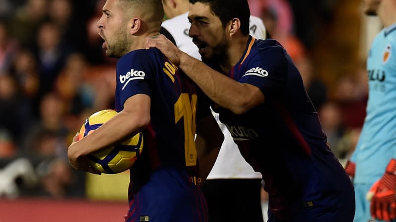 Jordi Alba et Luis Suarez