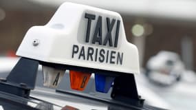 Le chauffeur est bien connu des "boers", les policiers chargés du contrôle des taxis