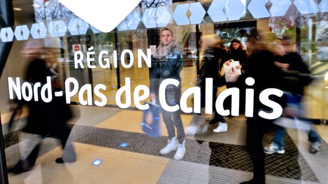 Un sondage populaire est organisé jusqu'à dimanche.
