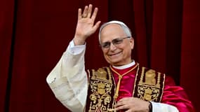 Le pape Léon XIV, le 8 mai 2025 à la basilique Saint-Pierre au Vatican. 