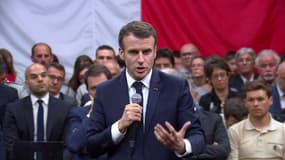 Grand débat: Emmanuel Macron veut "mettre en place des processus profondément nouveaux"