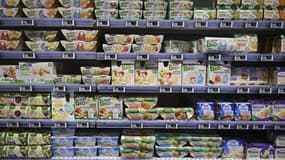 Des aliments pour bébés dans un rayon de supermarché à Septèmes-les-Vallons, près de Marseille (Bouches-du-Rhône), le 3 novembre 2022 (photo d'illustration)