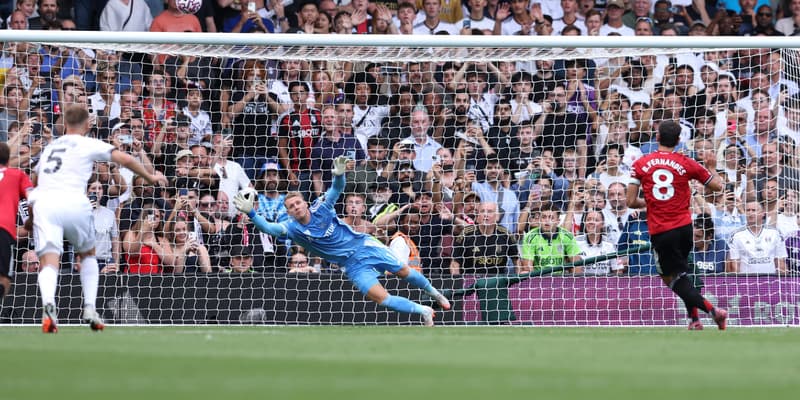 Bruno Fernandes manque un pénalty lors de Fulham-Manchester United, le 24 août 2025.