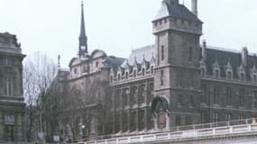 Les voies sur berges rive droite, ici fermées pour une journée en 1998, ont définitivement été rendues aux piétons et cyclistes le dimanche 11 septembre 2016.