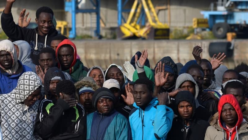 Les pays qui accueillent les flux de migrants en provenance de Syrie et de Libye voit leur économie déjà fragile chamboulée. - ALBERTO PIZZOLI – AFP