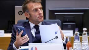 Le président Emmanuel Macron au sommet des leaders de l'UE à Bruxelles, le 23 octobre 2025