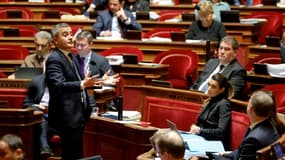 Le ministre de l'Intérieur Gérald Darmanin devant les sénateurs lors du débat sur le projet de loi immigration, le 6 novembre 2023 à Paris.