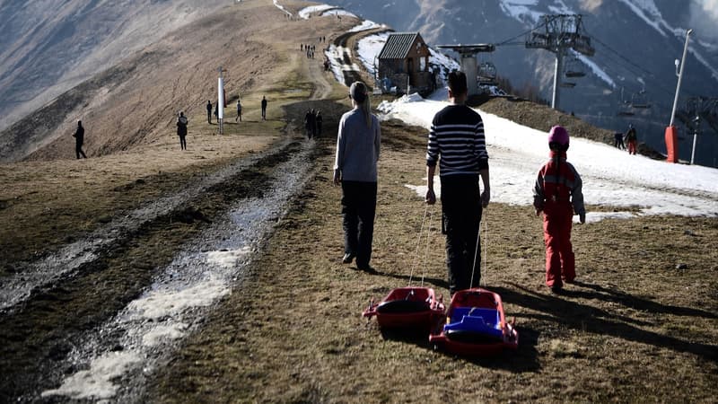 Pour certains, la hausse prévue de la fréquentation dans les stations de montagne confirme "l'engouement des vacanciers pour la nature et le grand air de la montagne".