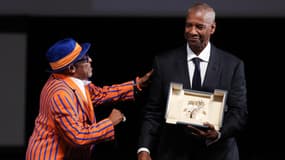L'acteur Denzel Washington recevant sa Palme d'or d'honneur le 19 mai 2025 au Festival de Cannes