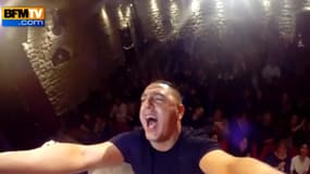 Mohamed le Suédois sur la scène du Petit Gymnase à Paris en 2016