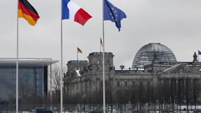 Une majorité de Français n'ont désormais plus confiance dans le projet européen qui reste largement soutenu par les Allemands, selon une étude annuelle de l'institut Pew Research Center sur les opinions publiques de huit pays membres de l'UE. Alors qu'en
