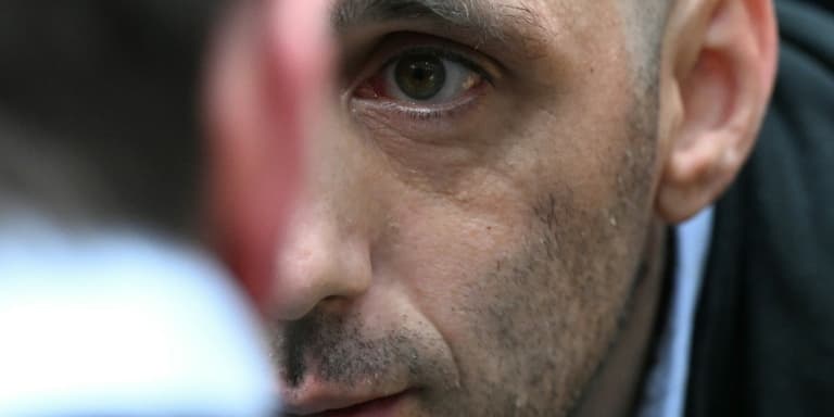 Cédric Jubillar au procès du meurtre de son épouse Delphine, le 23 septembre 2025 à la cour d'assises du Tarn, à Albi