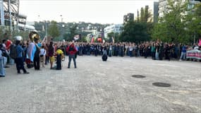 300 personnes ont manifesté contre la conférence de Marguerite Stern à l'Issep ce jeudi 19 septembre.