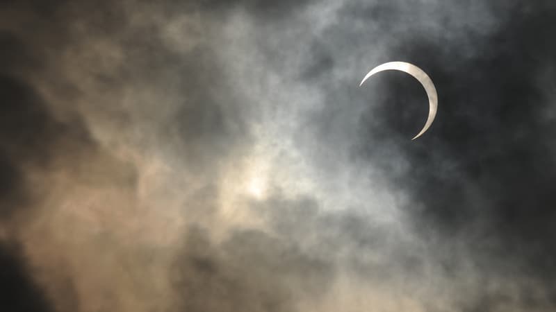 Une éclipse solaire au Japon en 2012. 